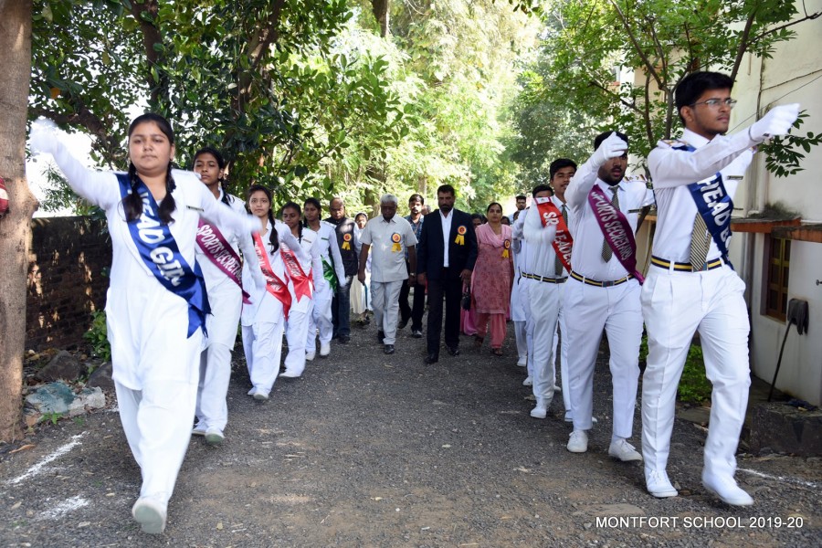 Montfort: Photo Gallery