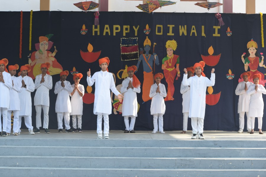 Montfort: Photo Gallery