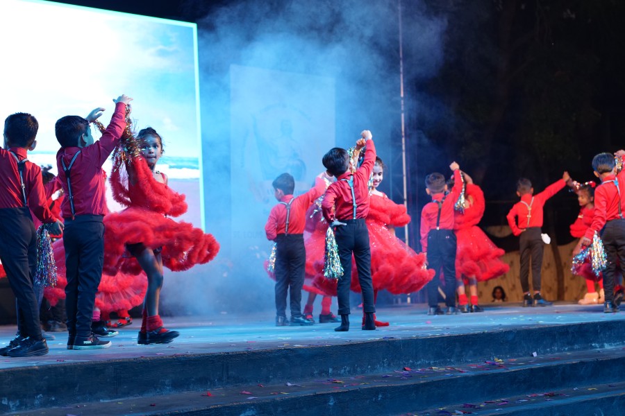 Montfort: Photo Gallery