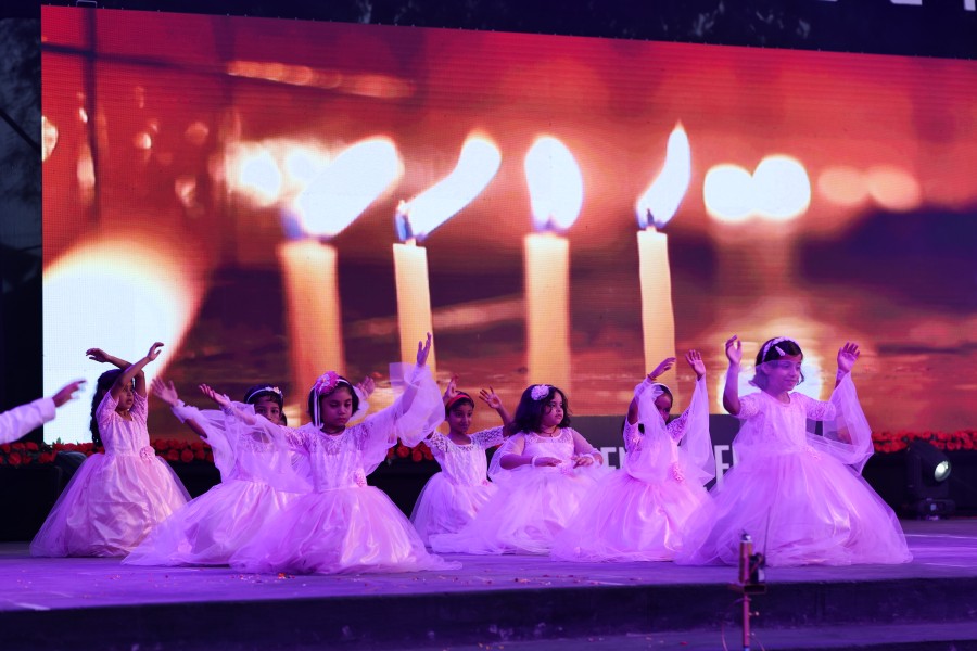 Montfort: Photo Gallery