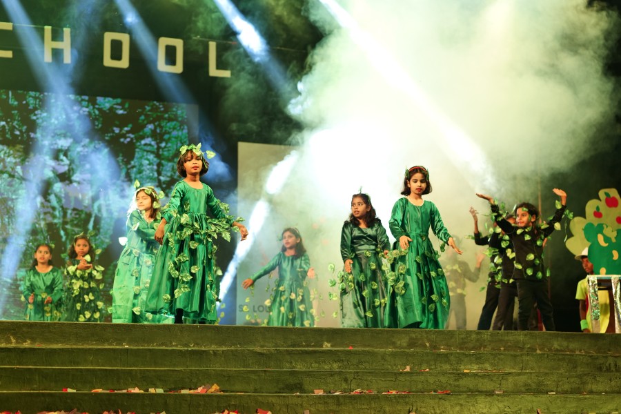 Montfort: Photo Gallery