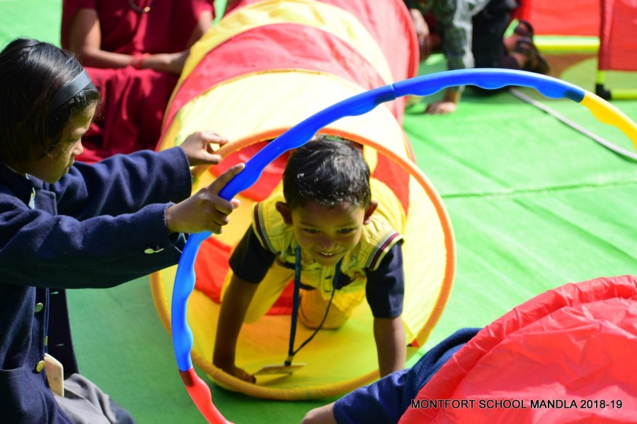 Montfort: Photo Gallery