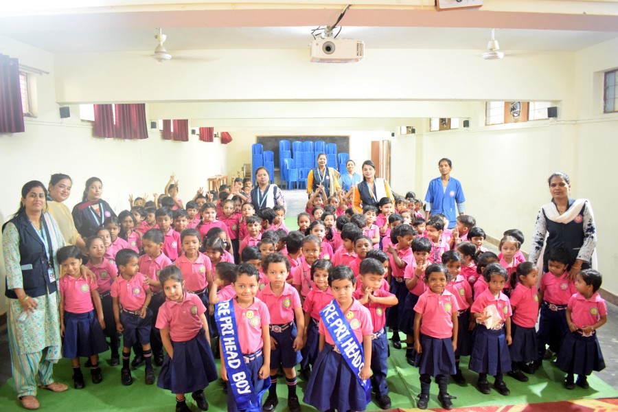 Montfort: Photo Gallery