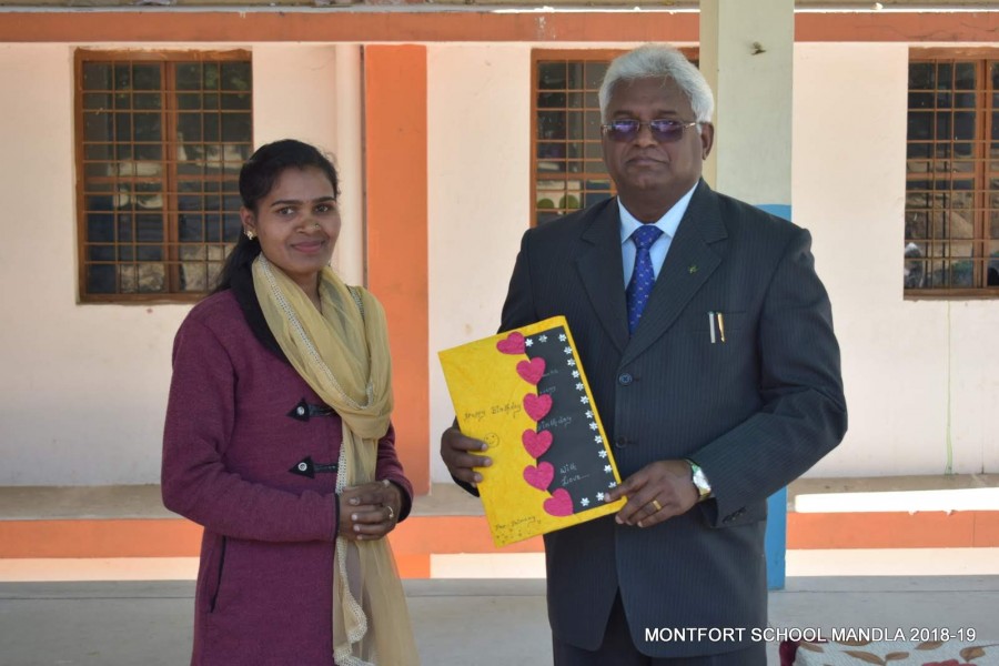 Montfort: Photo Gallery