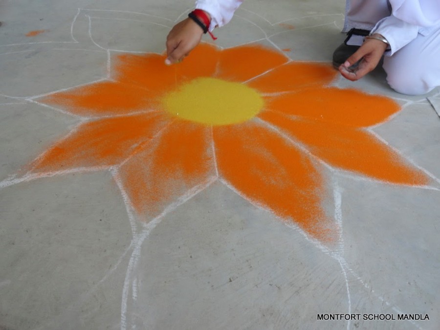 Montfort: Photo Gallery