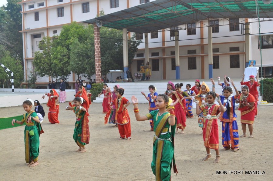 Montfort: Photo Gallery