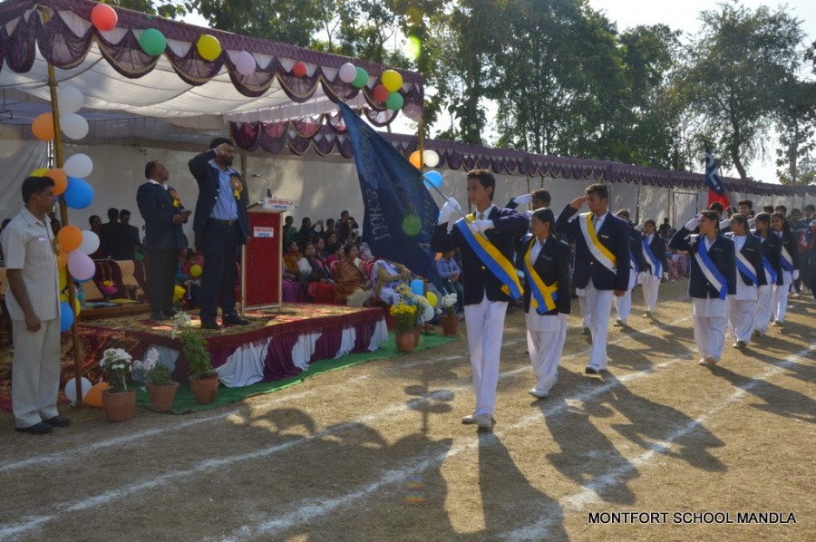 Montfort: Photo Gallery