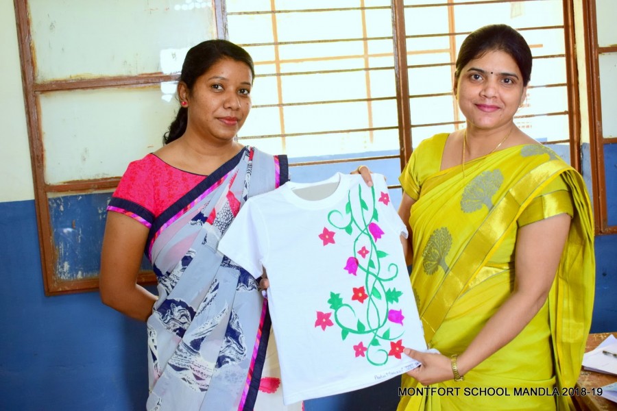 Montfort: Photo Gallery