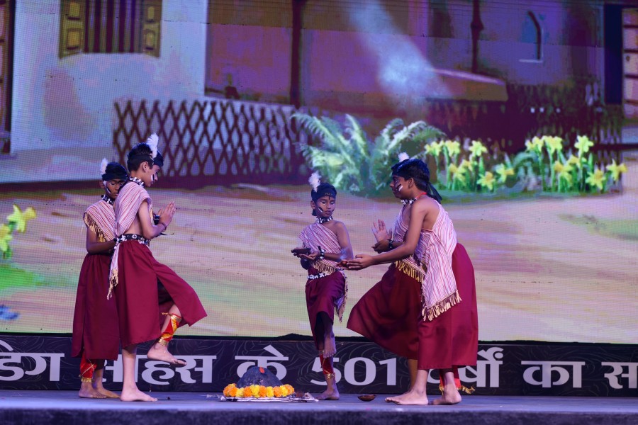 Montfort: Photo Gallery