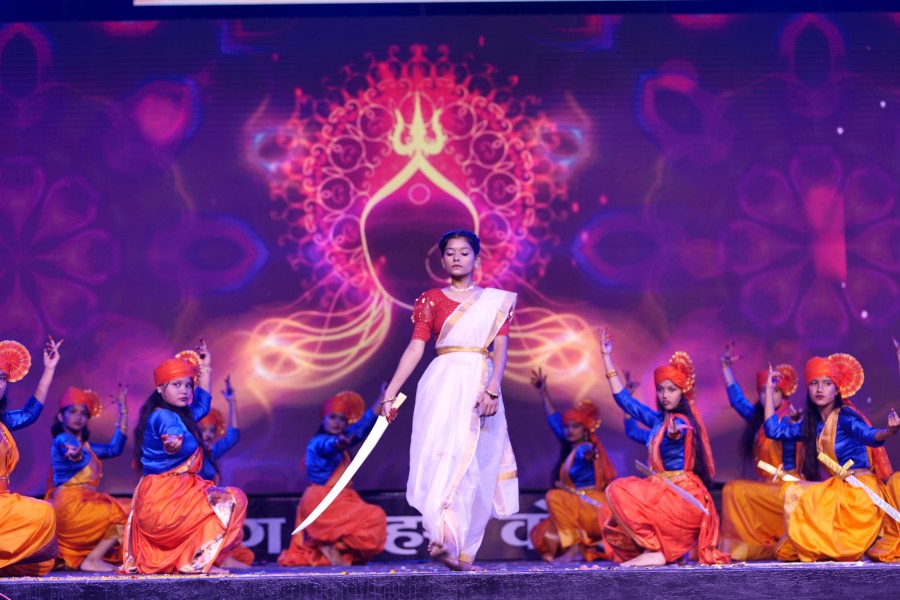 Montfort: Photo Gallery